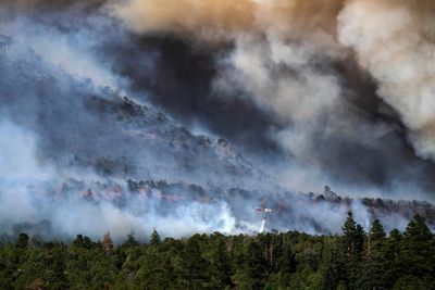 Pilot killed fighting Colorado wildfire identified as Nicholas Dale