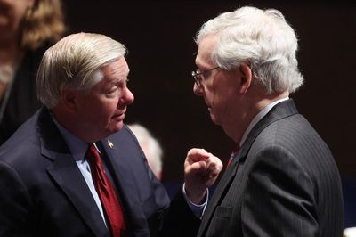 Russian poisoning and AI photos: conspiracy theories abound over Graham and McConnell