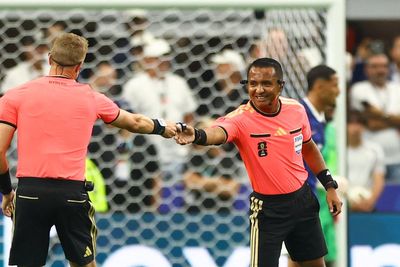 France vs Spain hit with unexpected delay after referee mishap