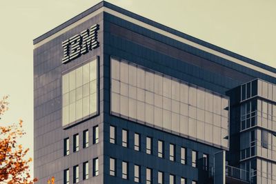 HSBC Cuts IBM Rating to Reduce Amid 22% Stock Plunge, Warning Investors of Further Downside Ahead