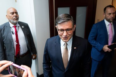 Johnson appeases holdouts and unfreezes House floor
