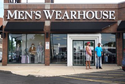 Operator of Men’s Wearhouse, Jos A. Bank plans massive expansion with 500 new stores