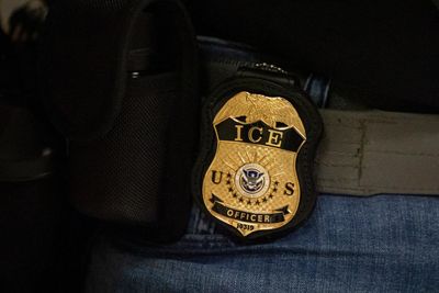 Man killed by semi after fleeing from immigration officials in Florida