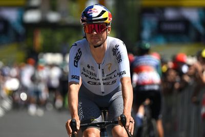 'I've don't think I've ever crashed in a Grand Tour before' – Tom Pidcock bashed up but relatively unscathed after crashing on descent during Tour de France