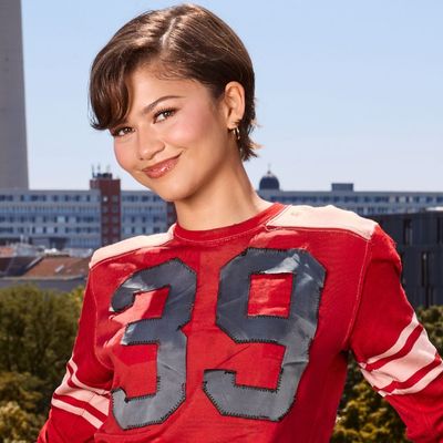 Zendaya Made This Easy Pants Trend Feel Concert-Ready for the Ariana Grande Show