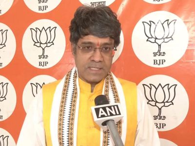 Rahul Gandhi should disclose details of foreign trips, says BJP's CR Kesavan