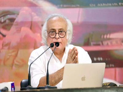 Country heading towards economic crisis due to Modi govt's policies: Congress