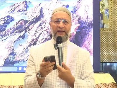 Asaduddin Owaisi urges voters to submit SIR forms by July 20, claims link to citizenship