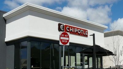 Chipotle begins expansion into Mexico, Mexicans skeptical: ‘How ridiculous when gringos try to sell fake Mexican food to Mexicans’