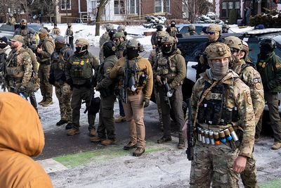 ICE Tells Agents to Temporarily Suspend Routine Vehicle Stops After Back-to-Back Fatal Shootings