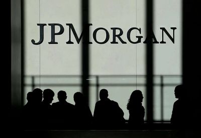 Dimon-led JPMorgan poised to become world's first $1 trillion bank