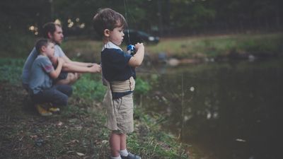 Minnesota boy in pajamas fishing with family feels something on his line. What he pulls up sets a new state record: ‘Like a prehistoric dinosaur’