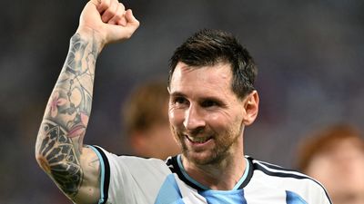 Argentina and England collide, with World Cup final spot at stake
