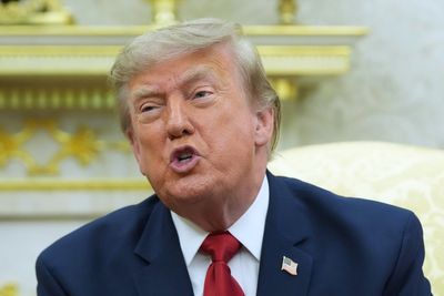 US launches fresh strikes on Iran as Trump weighs ‘major offensive’