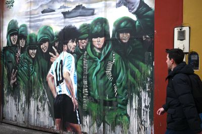 Argentina Falklands chant: What does it mean and why do they sing it?