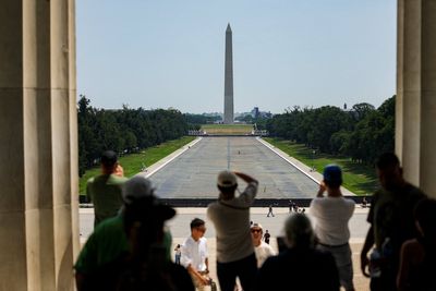 Drained Reflecting Pool reveals Trump's 'American flag blue' liner is now closer to gray