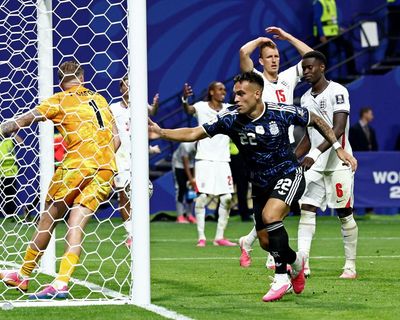 England hearts broken after Argentina’s dramatic late double books World Cup final spot