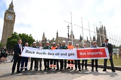 Voters want ‘huge change’ in energy policy from Burnham as PM, polling suggests