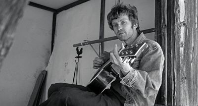 “It’s just a Japanese knockoff of a Tele, but it’s just as good, if not better. It sounds better recorded – it cuts through”: How Greg Freeman is rewriting the country guitar rulebook