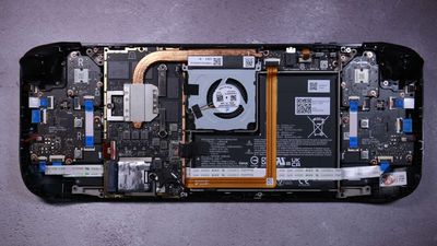 Valve to send iFixIt more Steam Deck LCD batteries, replacements will be back in stock next week
