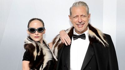 Emilie and Jeff Goldblum's Expensive Bedroom Color Palette is a Masterclass in Updating Jewel Tones for 2026