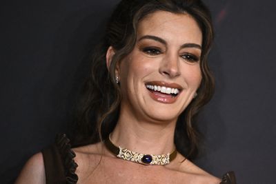 Anne Hathaway's Elegant Ivory Dress Proves Celebrity Style and Maternity Fashion Are a Perfect Match
