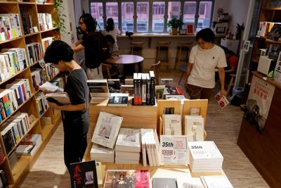 Hong Kong police arrest five over ‘seditious’ books