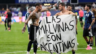Argentina risk FIFA fine for 'Las Malvinas' banner