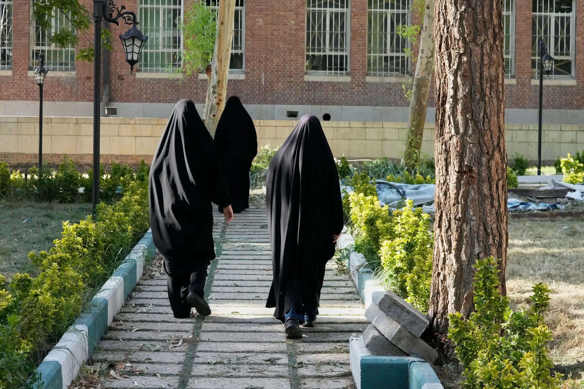 Who is Dena Karari? Why was the Iranian-American tech…