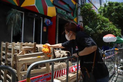 Singer’s death brings Bangkok pub fire toll to 33