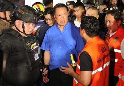 ‘Soldier’ seen with PM at pub fire exposed