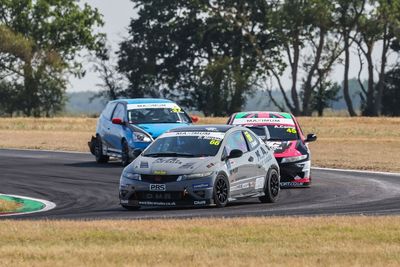 Marshall amplifies Civic Cup fight with Snetterton success