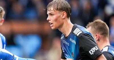 English Championship club 'edging closer' to transfer deal for £8.5m Rangers target