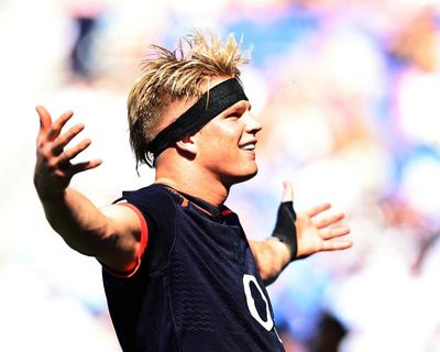 England defend Henry Pollock after he makes gestures to Argentina fans
