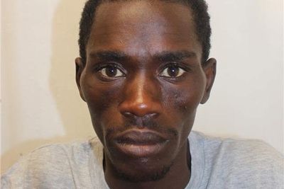 Police issue ‘do not approach’ warning after prisoner escapes from Manchester hospital