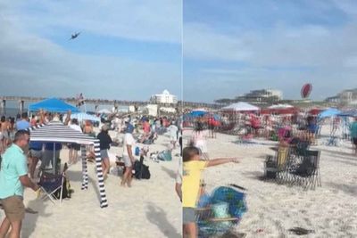Blue Angels low flyover causes chaos on Florida beach