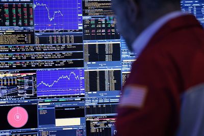 How curbing Congress’ stock-trading took a partisan turn