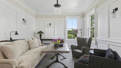 Meg Ryan’s Bridgehampton Retreat Is a Study in Effortless Country Grace Nestled in a Coastal Dreamland