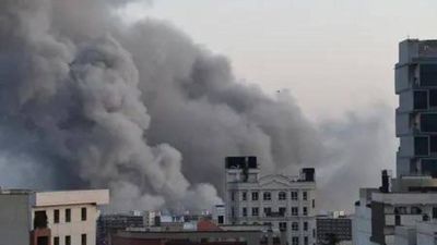 US launches new wave of strikes against Iran; state TV says Bandar Abbas hit by 'American projectiles'