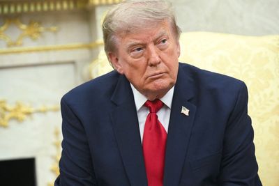 US launches new wave of strikes on Iran