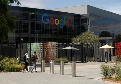 Thousands of Google workers demand layoff protections amid AI boom in petition to CEO