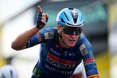 Tour de France: Tim Merlier wins sprint skirmish on stage 12 ahead of major pileup
