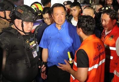 ‘Soldier’ seen with PM at pub fire exposed