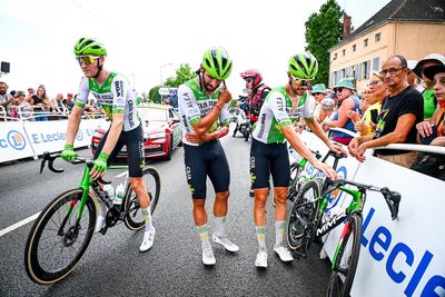 'He was our big hope for the win' - Former Tour de France leader Fernándo Gaviria exits with broken collarbone