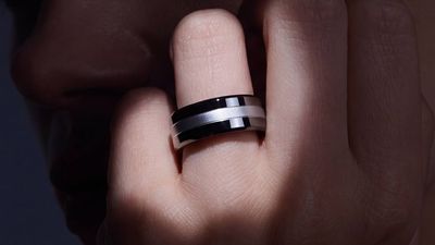No sleep score, no steps: this Signal smart ring from an ex-Google head is focused on cracking cuffless, calibration-less blood pressure readings