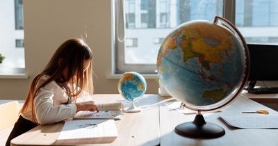 “How Far Can You Get?”: 18 General Knowledge Questions That Go From Easy To Hard
