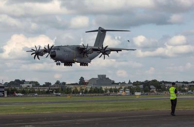 Wars shift focus from jets to weapons at Farnborough Airshow