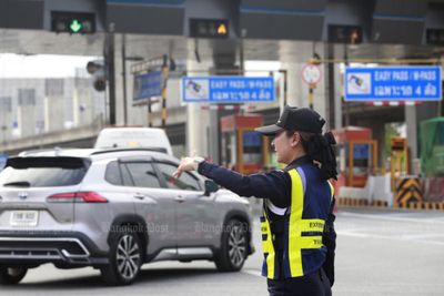 Expressway drivers urged to pay fines or meet operator in court