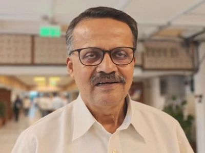 Parliamentary panel seeks Economic Affairs Secretary's clarifications on Securities Market Code Bill