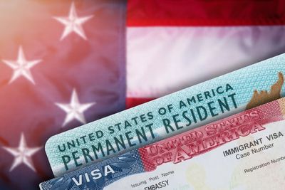 Trump Administration Weighs $100,000 Green Card Bond Under Latest Immigration Crackdown